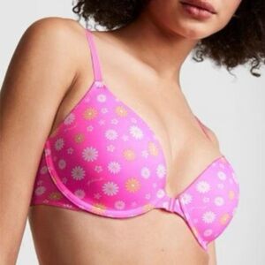 PINK VICTORIA SECRET / Wear Everywhere T-shirt Bra Lightly Lined Size 34C
